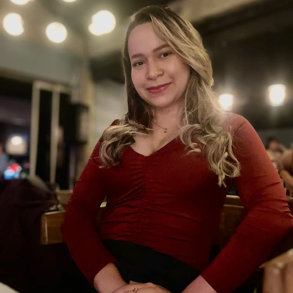 <em>Karolina Hernandez</em>